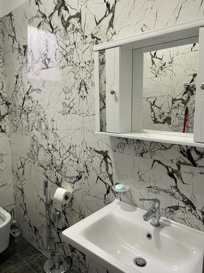 Taku Apartment Saranda Zewnętrze zdjęcie